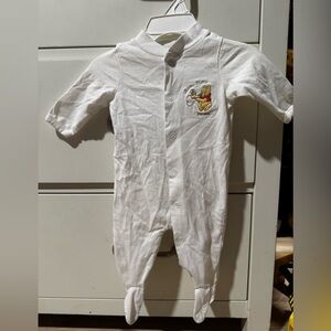 Disney Baby White Pooh Sleeper